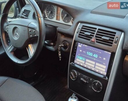 Черный Мерседес Б-класс, объемом двигателя 1.8 л и пробегом 70 тыс. км за 7999 $, фото 35 на Automoto.ua
