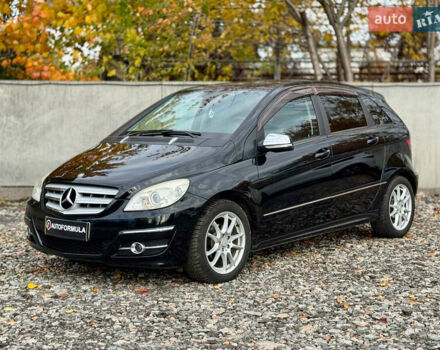 Мерседес Б-класс 2010 в Киеве на Automoto.ua Черный Мерседес Б-класс, объемом двигателя 1.7 л и пробегом 85 тыс. км за 9190 $, фото 4 на Automoto.ua