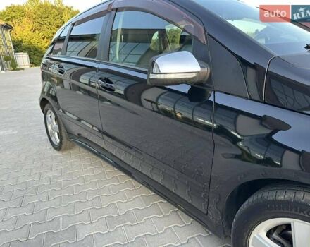Чорний Мерседес Б-клас, об'ємом двигуна 1.7 л та пробігом 127 тис. км за 8250 $, фото 3 на Automoto.ua
