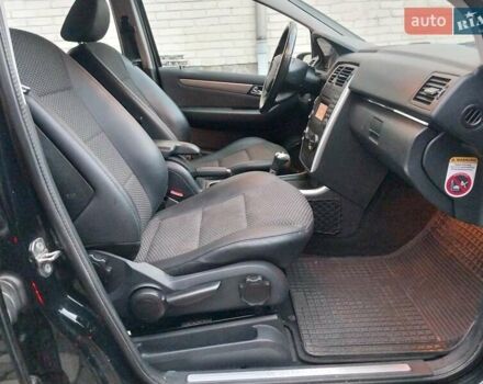 Мерседес Б-класс 2010 в Ходорів на Automoto.ua Черный Мерседес Б-класс, объемом двигателя 2.03 л и пробегом 182 тыс. км за 7700 $, фото 26 на Automoto.ua