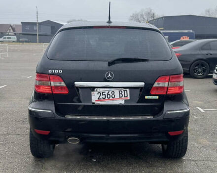 Черный Мерседес Б-класс, объемом двигателя 1.7 л и пробегом 47 тыс. км за 8900 $, фото 9 на Automoto.ua