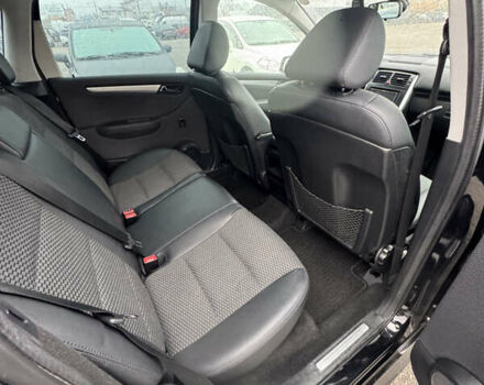 Черный Мерседес Б-класс, объемом двигателя 1.7 л и пробегом 47 тыс. км за 8900 $, фото 14 на Automoto.ua