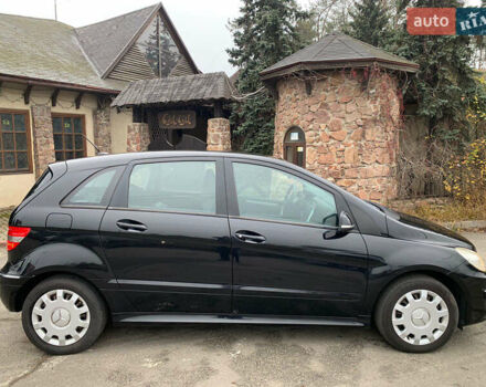 Черный Мерседес Б-класс, объемом двигателя 1.7 л и пробегом 76 тыс. км за 8600 $, фото 9 на Automoto.ua