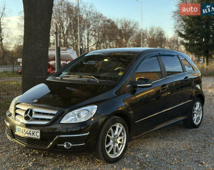 Черный Мерседес Б-класс, объемом двигателя 1.5 л и пробегом 222 тыс. км за 8200 $, фото 3 на Automoto.ua