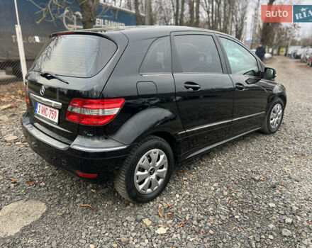 Чорний Мерседес Б-клас, об'ємом двигуна 1.7 л та пробігом 210 тис. км за 8200 $, фото 11 на Automoto.ua