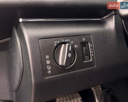 Мерседес Б-класс 2010 в Киеве на Automoto.ua Черный Мерседес Б-класс, объемом двигателя 1.7 л и пробегом 85 тыс. км за 9190 $, фото 16 на Automoto.ua