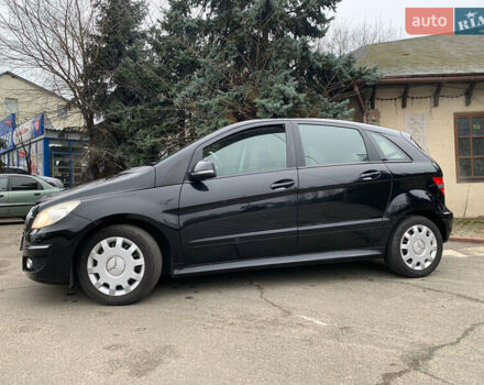 Черный Мерседес Б-класс, объемом двигателя 1.7 л и пробегом 76 тыс. км за 8600 $, фото 20 на Automoto.ua