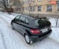 Черный Мерседес Б-класс, объемом двигателя 2 л и пробегом 305 тыс. км за 8000 $, фото 5 на Automoto.ua