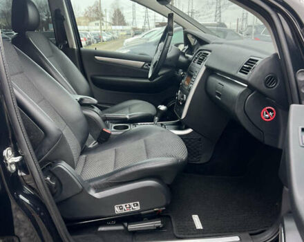 Чорний Мерседес Б-клас, об'ємом двигуна 1.7 л та пробігом 210 тис. км за 8200 $, фото 40 на Automoto.ua