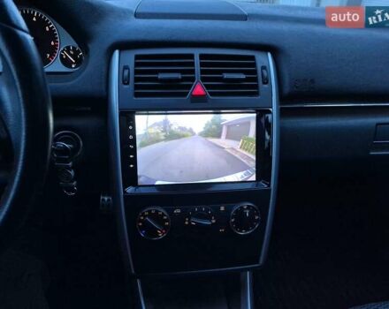 Черный Мерседес Б-класс, объемом двигателя 1.8 л и пробегом 70 тыс. км за 7999 $, фото 41 на Automoto.ua