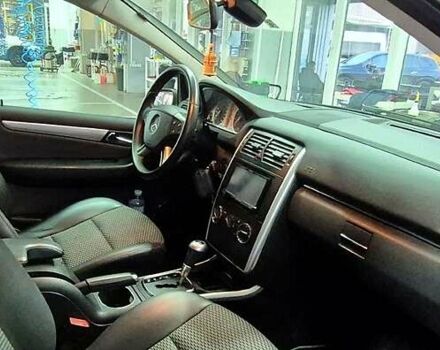 Чорний Мерседес Б-клас, об'ємом двигуна 1.7 л та пробігом 110 тис. км за 7500 $, фото 4 на Automoto.ua