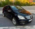 Черный Мерседес Б-класс, объемом двигателя 2.03 л и пробегом 300 тыс. км за 5900 $, фото 1 на Automoto.ua
