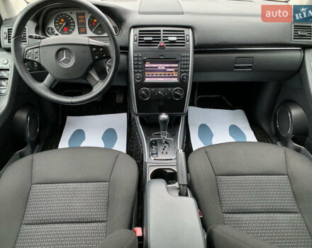 Черный Мерседес Б-класс, объемом двигателя 1.7 л и пробегом 76 тыс. км за 8600 $, фото 18 на Automoto.ua