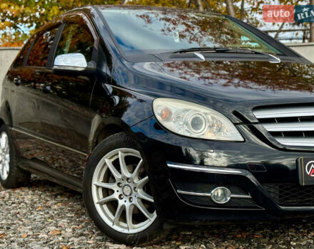 Мерседес Б-класс 2010 в Киеве на Automoto.ua Черный Мерседес Б-класс, объемом двигателя 1.7 л и пробегом 85 тыс. км за 9190 $, фото 1 на Automoto.ua