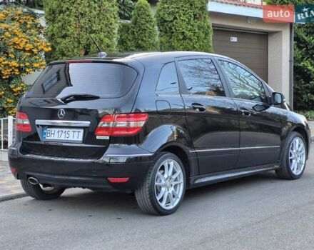 Черный Мерседес Б-класс, объемом двигателя 1.8 л и пробегом 70 тыс. км за 7999 $, фото 13 на Automoto.ua