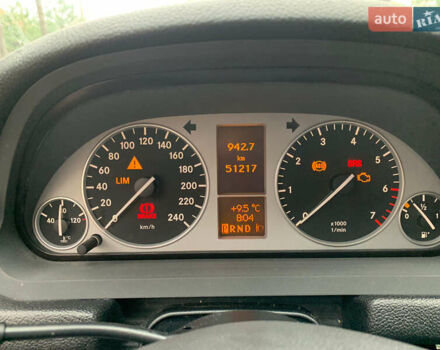 Чорний Мерседес Б-клас, об'ємом двигуна 2 л та пробігом 51 тис. км за 9100 $, фото 18 на Automoto.ua