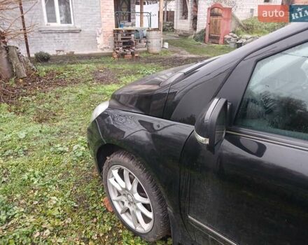 Черный Мерседес Б-класс, объемом двигателя 1.7 л и пробегом 114 тыс. км за 8900 $, фото 25 на Automoto.ua