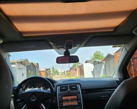 Черный Мерседес Б-класс, объемом двигателя 2.03 л и пробегом 210 тыс. км за 8250 $, фото 1 на Automoto.ua