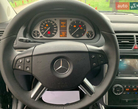 Чорний Мерседес Б-клас, об'ємом двигуна 2 л та пробігом 51 тис. км за 9100 $, фото 17 на Automoto.ua