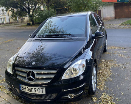 Черный Мерседес Б-класс, объемом двигателя 1.7 л и пробегом 84 тыс. км за 8200 $, фото 10 на Automoto.ua