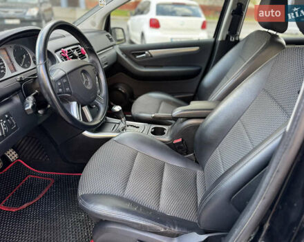 Чорний Мерседес Б-клас, об'ємом двигуна 1.99 л та пробігом 224 тис. км за 8750 $, фото 11 на Automoto.ua