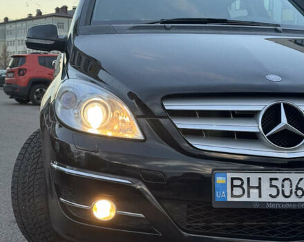 Чорний Мерседес Б-клас, об'ємом двигуна 1.7 л та пробігом 89 тис. км за 7990 $, фото 4 на Automoto.ua