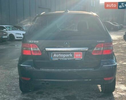 Чорний Мерседес Б-клас, об'ємом двигуна 2 л та пробігом 214 тис. км за 6990 $, фото 7 на Automoto.ua