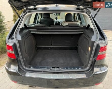 Чорний Мерседес Б-клас, об'ємом двигуна 1.7 л та пробігом 92 тис. км за 8900 $, фото 6 на Automoto.ua