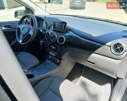 Черный Мерседес Б-класс, объемом двигателя 1.8 л и пробегом 236 тыс. км за 11300 $, фото 7 на Automoto.ua