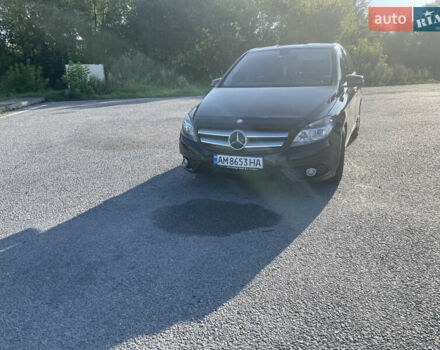 Чорний Мерседес Б-клас, об'ємом двигуна 1.8 л та пробігом 380 тис. км за 9300 $, фото 7 на Automoto.ua