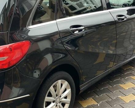 Чорний Мерседес Б-клас, об'ємом двигуна 1.8 л та пробігом 340 тис. км за 10800 $, фото 1 на Automoto.ua