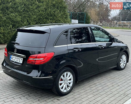Черный Мерседес Б-класс, объемом двигателя 1.8 л и пробегом 295 тыс. км за 10800 $, фото 9 на Automoto.ua