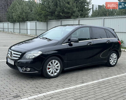 Черный Мерседес Б-класс, объемом двигателя 1.8 л и пробегом 295 тыс. км за 10800 $, фото 4 на Automoto.ua