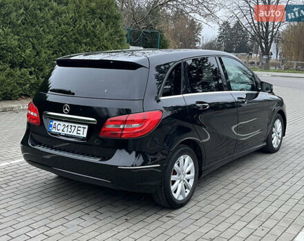 Черный Мерседес Б-класс, объемом двигателя 1.8 л и пробегом 295 тыс. км за 10800 $, фото 8 на Automoto.ua