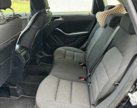 Чорний Мерседес Б-клас, об'ємом двигуна 1.8 л та пробігом 389 тис. км за 9900 $, фото 5 на Automoto.ua