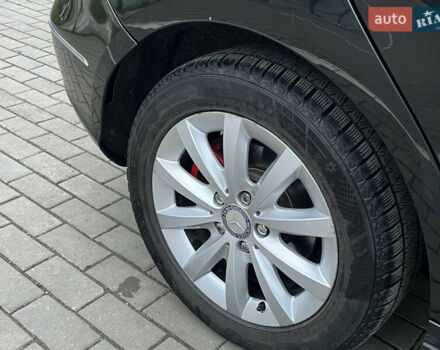 Черный Мерседес Б-класс, объемом двигателя 1.8 л и пробегом 295 тыс. км за 10800 $, фото 11 на Automoto.ua