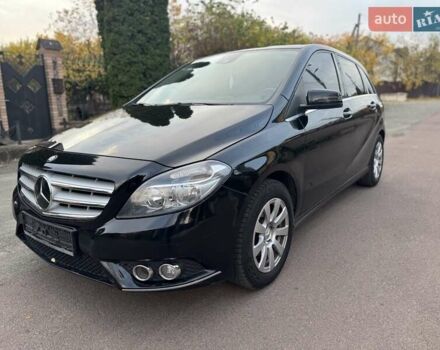 Черный Мерседес Б-класс, объемом двигателя 1.5 л и пробегом 330 тыс. км за 9700 $, фото 5 на Automoto.ua