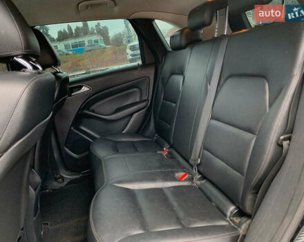 Чорний Мерседес Б-клас, об'ємом двигуна 2 л та пробігом 385 тис. км за 9790 $, фото 24 на Automoto.ua