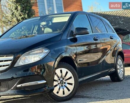 Черный Мерседес Б-класс, объемом двигателя 2 л и пробегом 169 тыс. км за 8590 $, фото 3 на Automoto.ua