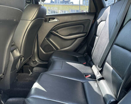 Черный Мерседес Б-класс, объемом двигателя 1.46 л и пробегом 214 тыс. км за 10600 $, фото 16 на Automoto.ua