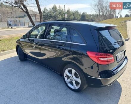 Чорний Мерседес Б-клас, об'ємом двигуна 1.99 л та пробігом 83 тис. км за 11900 $, фото 8 на Automoto.ua