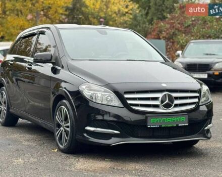 Черный Мерседес Б-класс, объемом двигателя 2 л и пробегом 190 тыс. км за 10900 $, фото 2 на Automoto.ua