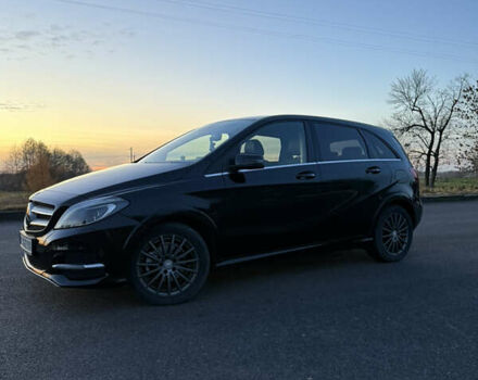 Черный Мерседес Б-класс, объемом двигателя 0 л и пробегом 120 тыс. км за 10000 $, фото 9 на Automoto.ua