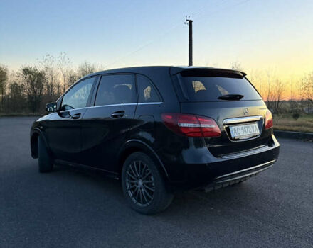 Черный Мерседес Б-класс, объемом двигателя 0 л и пробегом 120 тыс. км за 10000 $, фото 8 на Automoto.ua