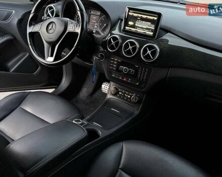 Чорний Мерседес Б-клас, об'ємом двигуна 1.5 л та пробігом 230 тис. км за 9500 $, фото 9 на Automoto.ua