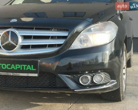 Черный Мерседес Б-класс, объемом двигателя 1.46 л и пробегом 330 тыс. км за 10290 $, фото 7 на Automoto.ua