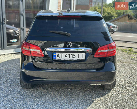 Черный Мерседес Б-класс, объемом двигателя 1.46 л и пробегом 214 тыс. км за 10600 $, фото 5 на Automoto.ua