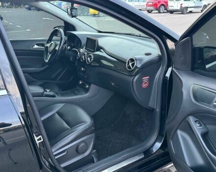 Черный Мерседес Б-класс, объемом двигателя 1.5 л и пробегом 330 тыс. км за 10300 $, фото 19 на Automoto.ua