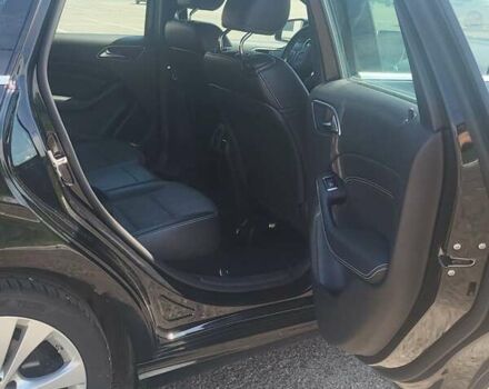 Черный Мерседес Б-класс, объемом двигателя 2 л и пробегом 253 тыс. км за 12500 $, фото 3 на Automoto.ua