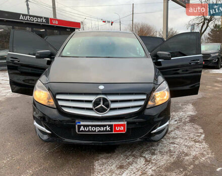 Чорний Мерседес Б-клас, об'ємом двигуна 2 л та пробігом 385 тис. км за 9790 $, фото 15 на Automoto.ua